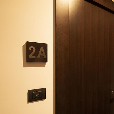 ホテル Domus Altana ナポリ エクステリア 写真